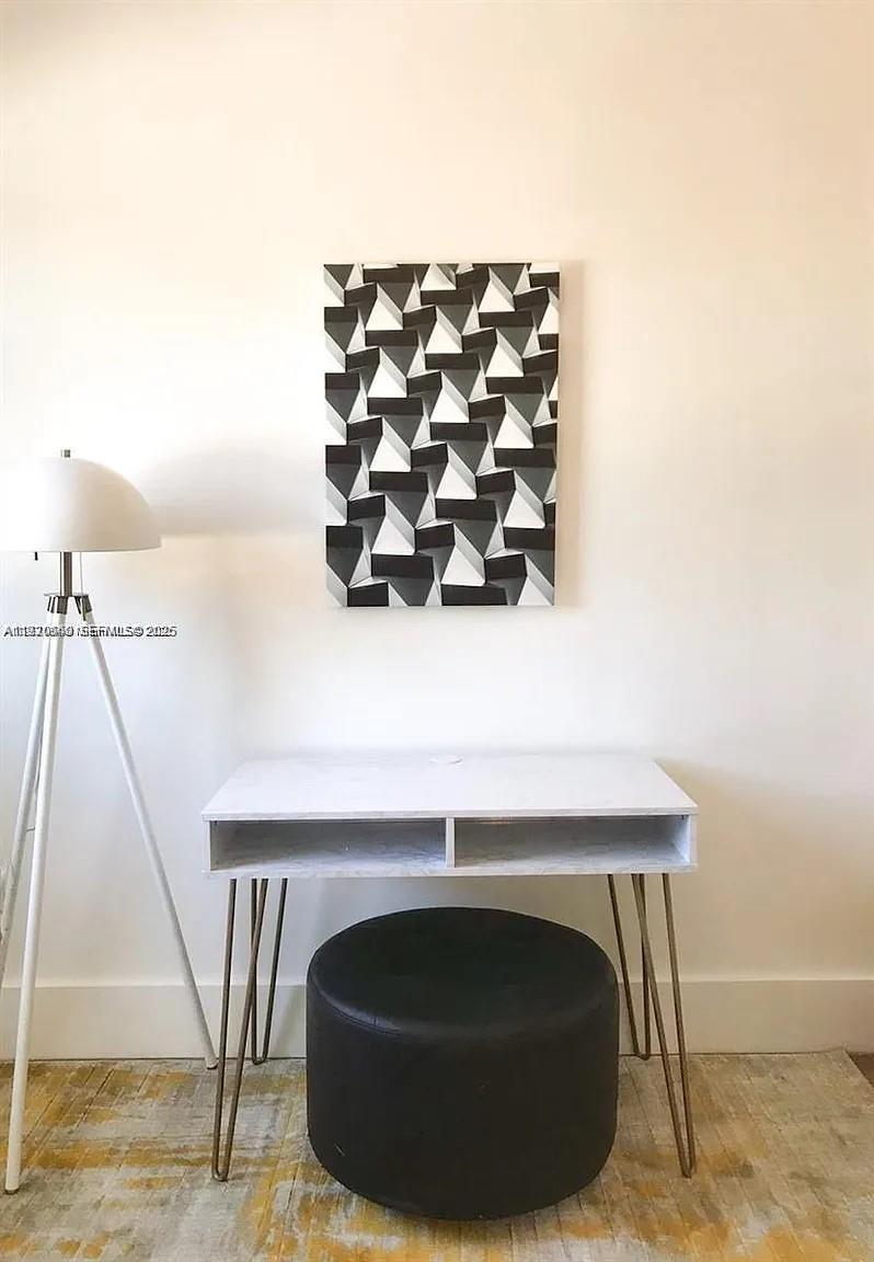 1611 Michigan Ave #21 Miami Beach, FL 33139