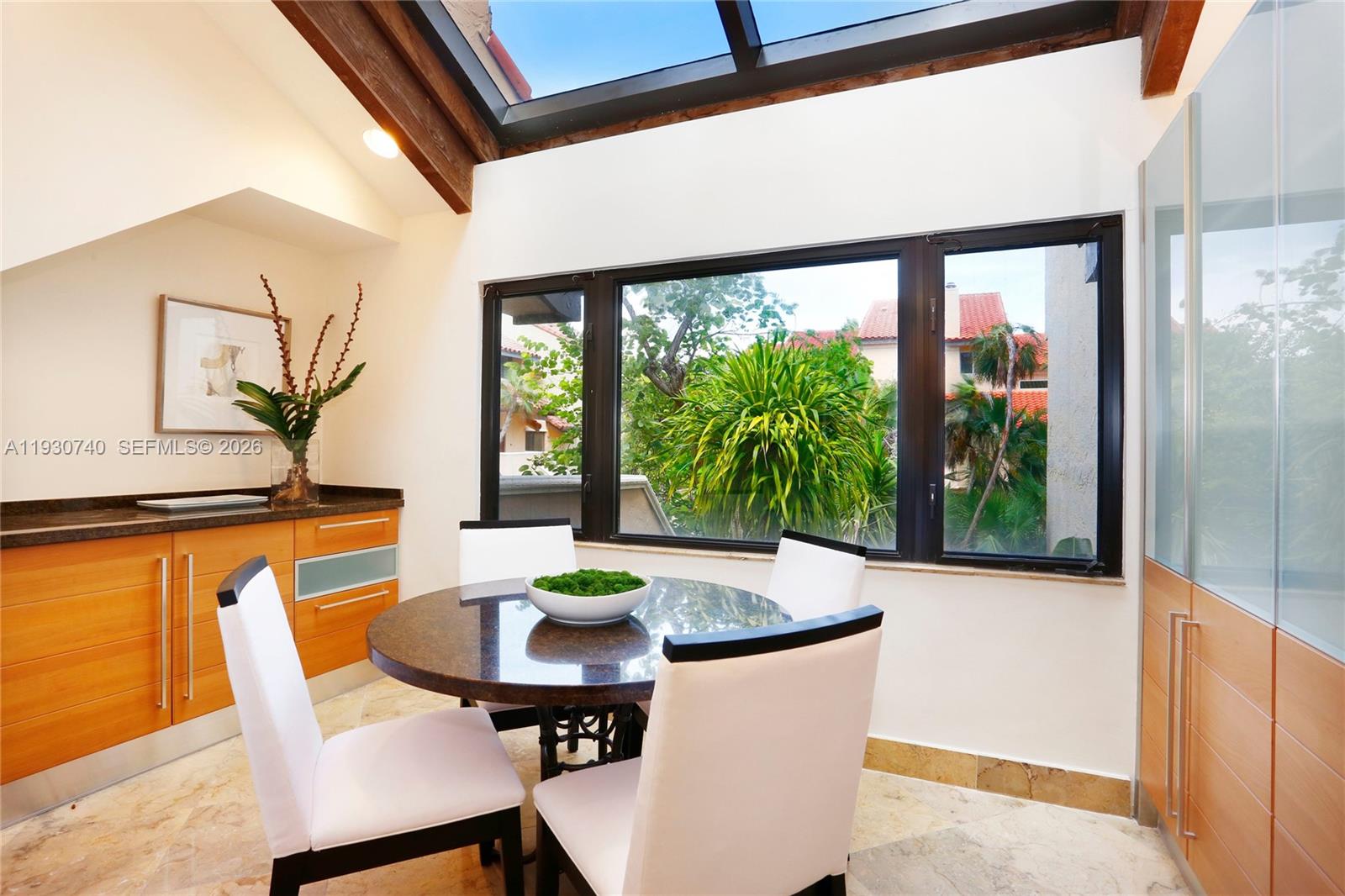 2000 S Bayshore Dr #27 Coconut Grove, FL 33133