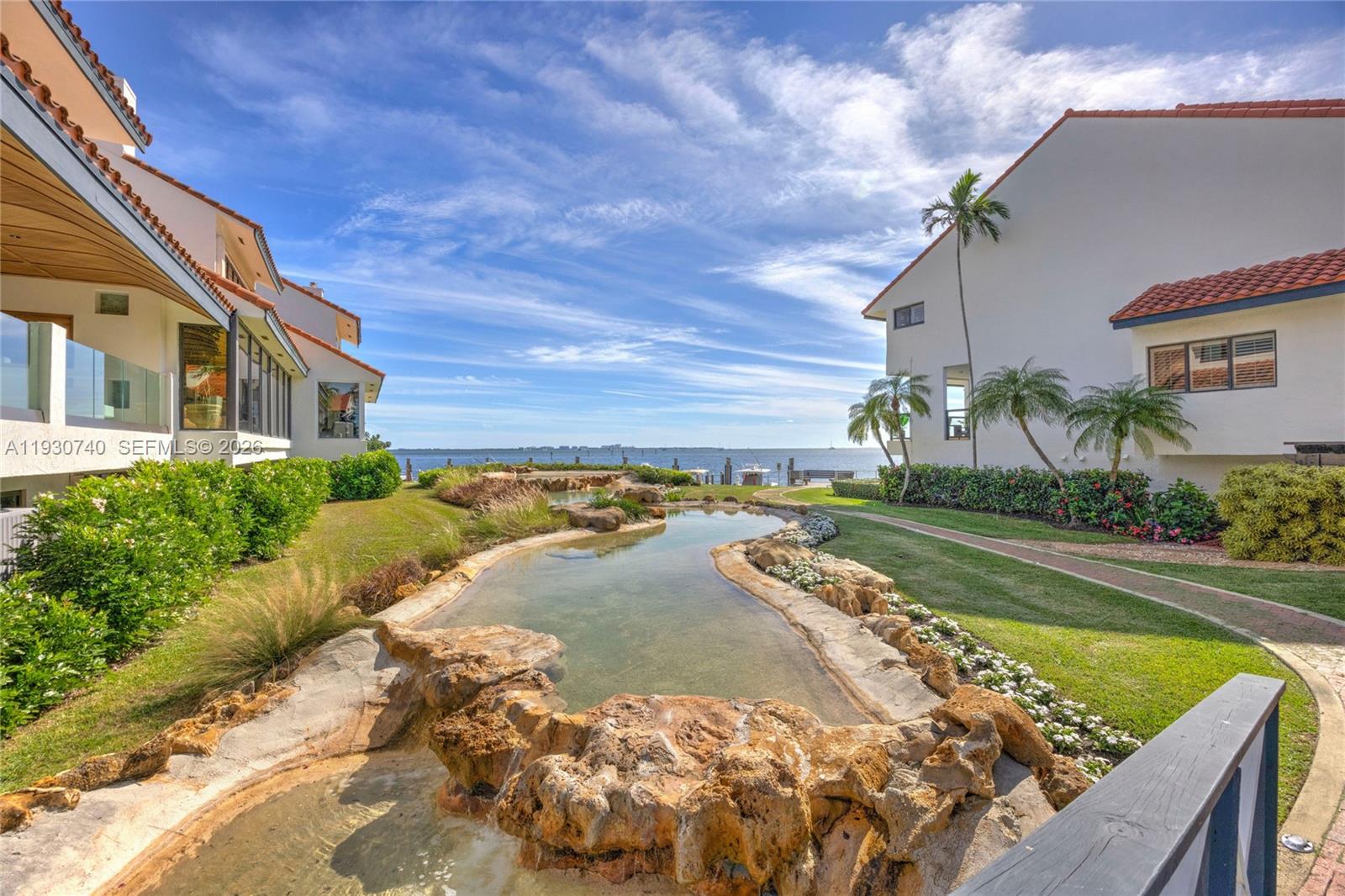 2000 S Bayshore Dr #27 Coconut Grove, FL 33133