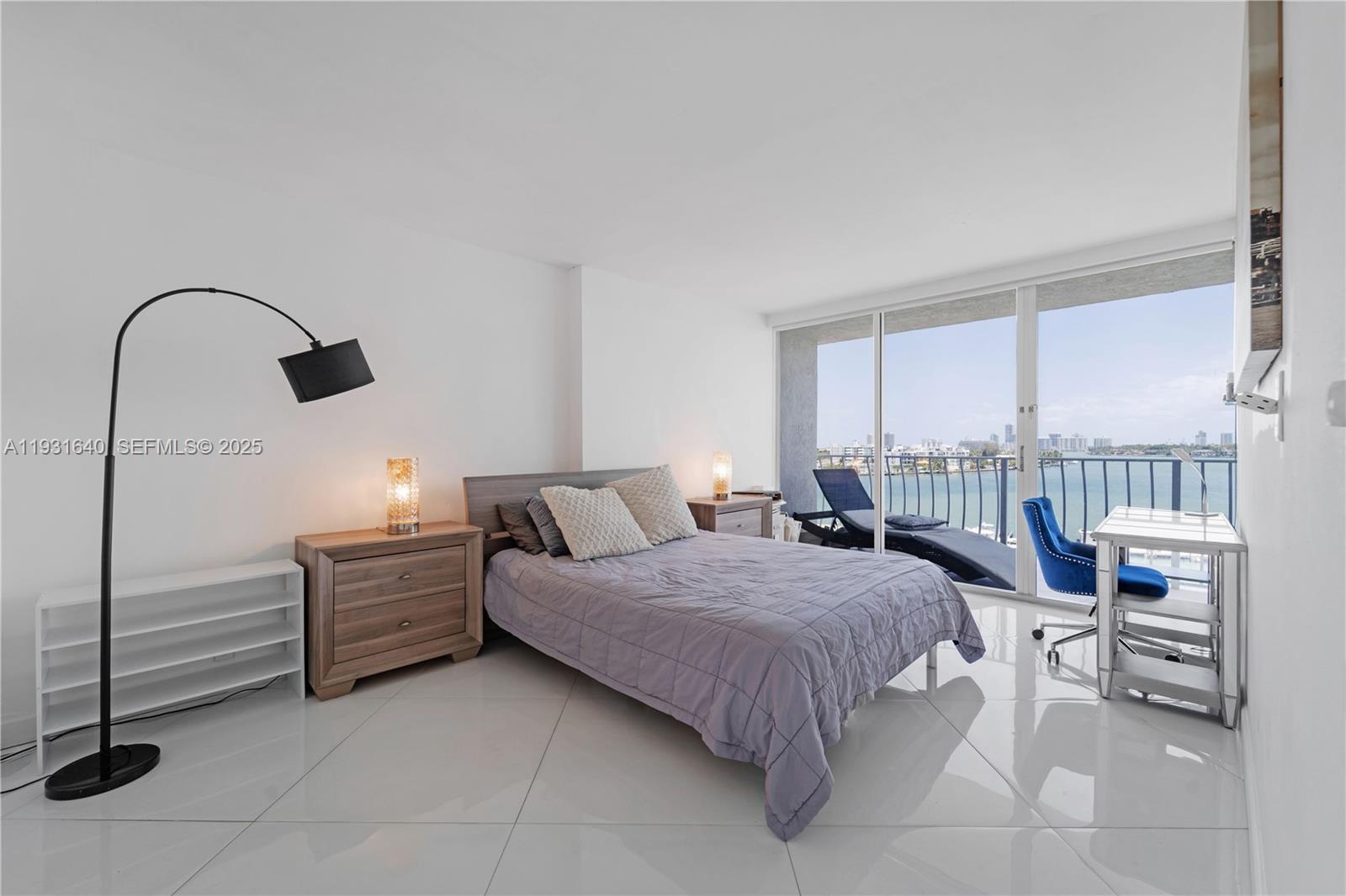 7601 E Treasure Dr #819 North Bay Village, FL 33141