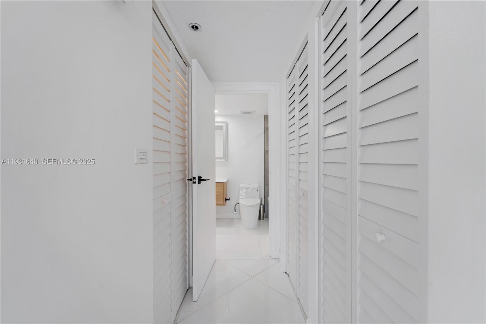 7601 E Treasure Dr #819 North Bay Village, FL 33141