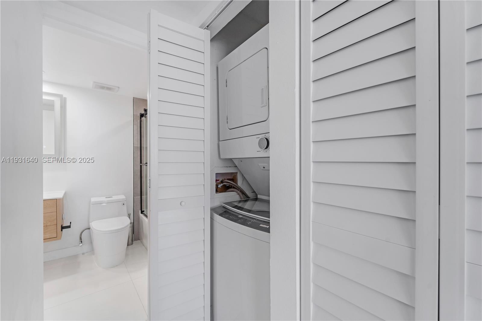 7601 E Treasure Dr #819 North Bay Village, FL 33141