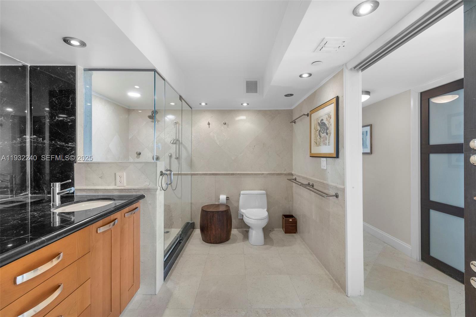 881 Ocean Dr #20A Key Biscayne, FL 33149