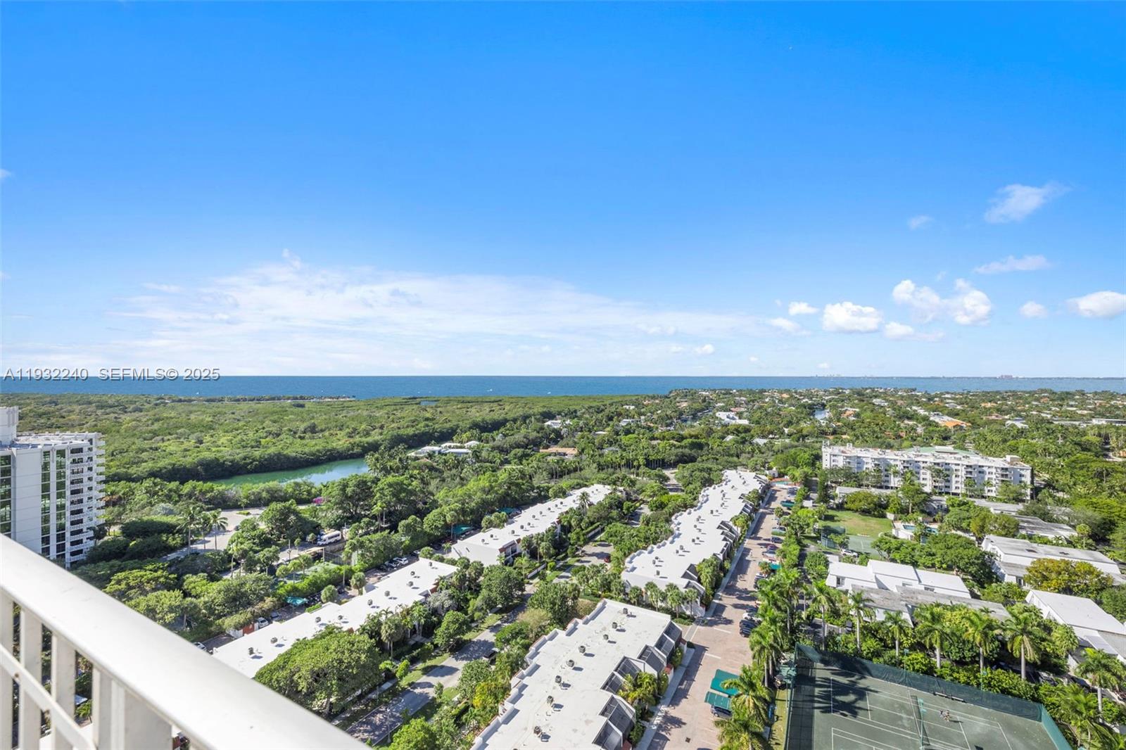 881 Ocean Dr #20A Key Biscayne, FL 33149