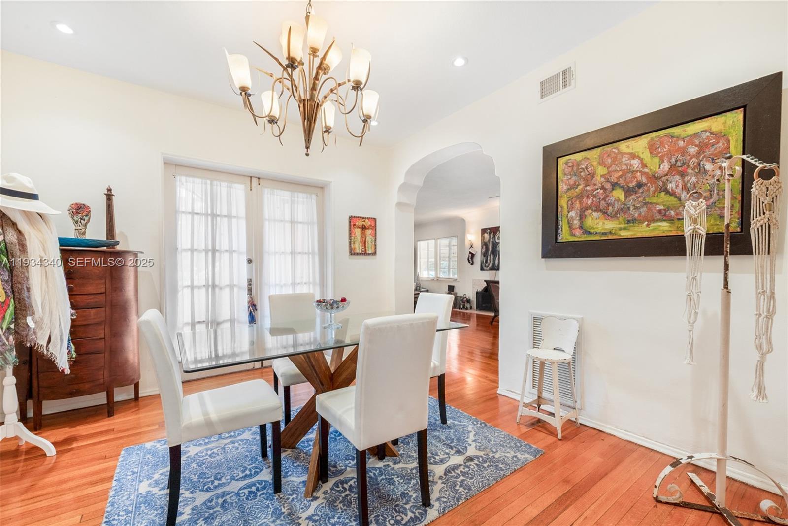 111 Salamanca Ave Coral Gables, FL 33134