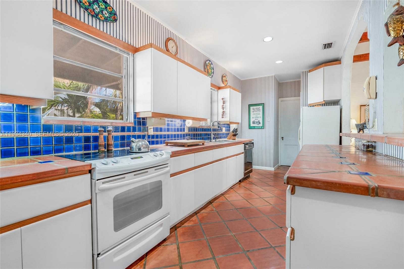 111 Salamanca Ave Coral Gables, FL 33134