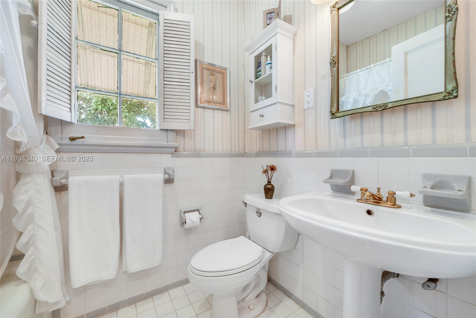 111 Salamanca Ave Coral Gables, FL 33134