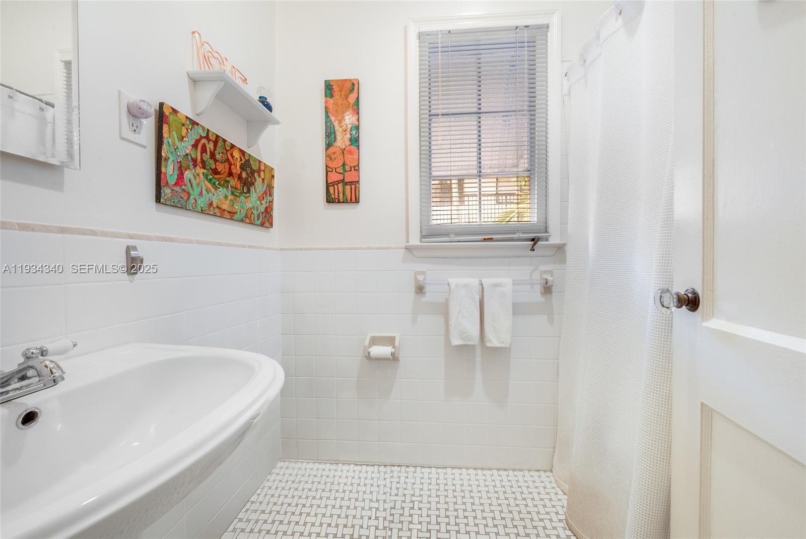 111 Salamanca Ave Coral Gables, FL 33134