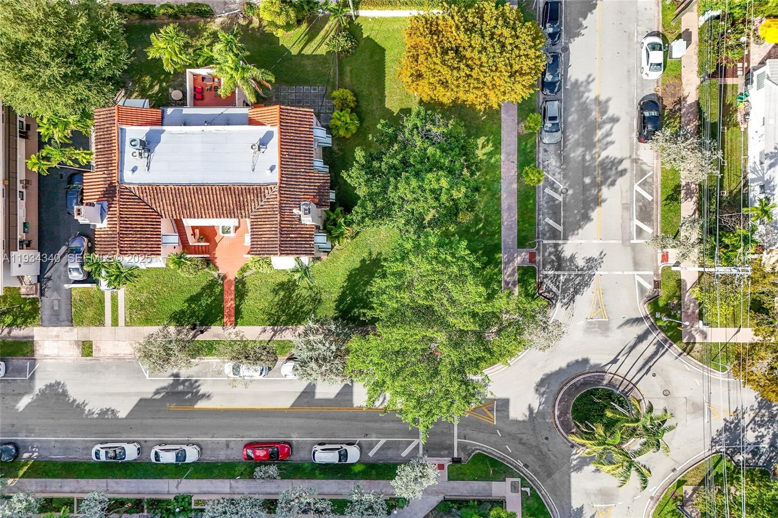 111 Salamanca Ave Coral Gables, FL 33134