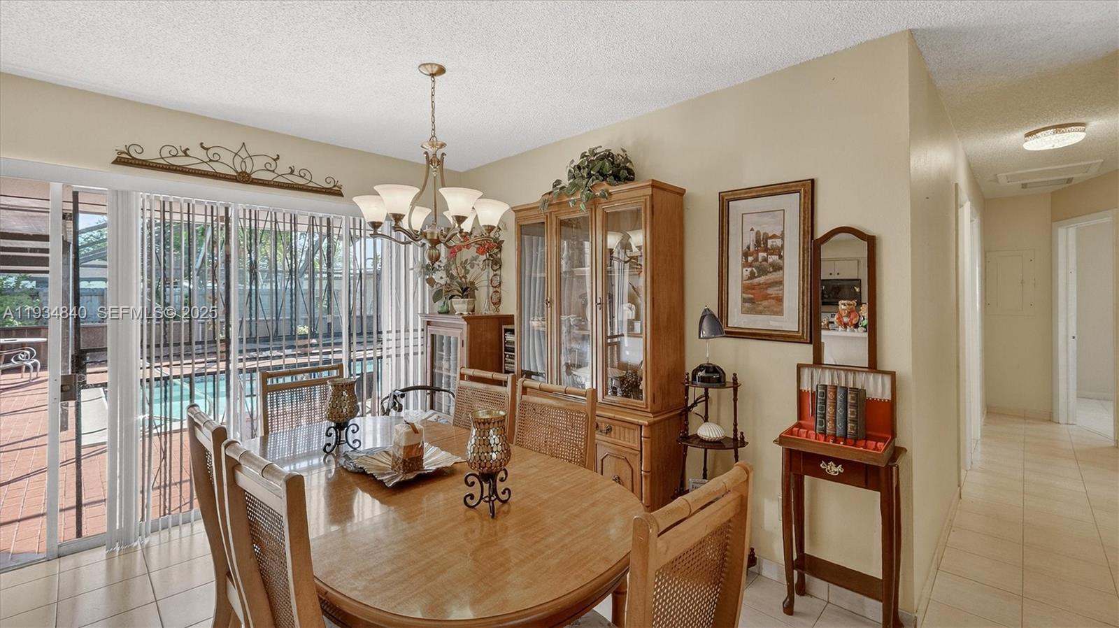 1701 SW 92nd Pl Miami, FL 33165