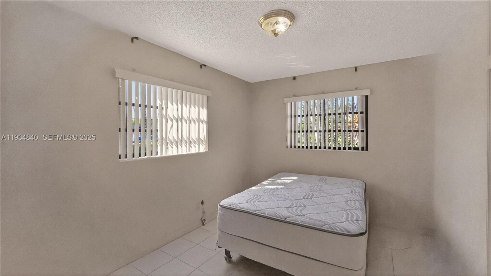 1701 SW 92nd Pl Miami, FL 33165