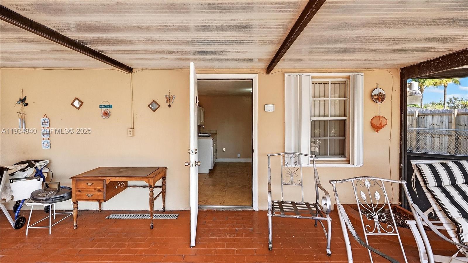 1701 SW 92nd Pl Miami, FL 33165