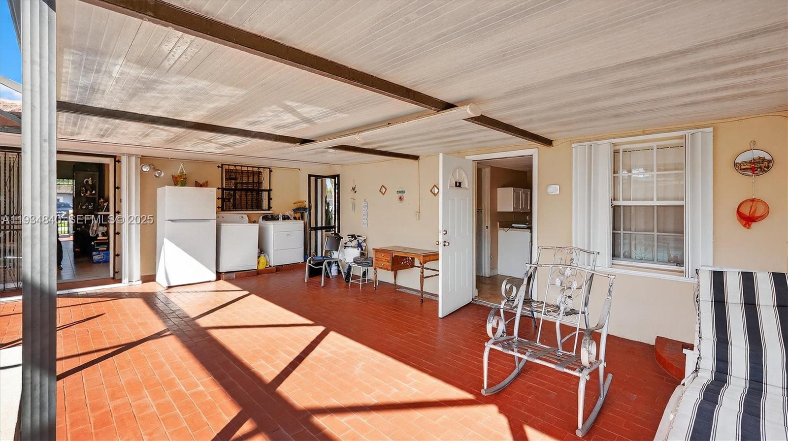 1701 SW 92nd Pl Miami, FL 33165