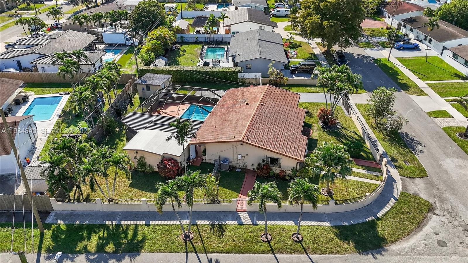 1701 SW 92nd Pl Miami, FL 33165