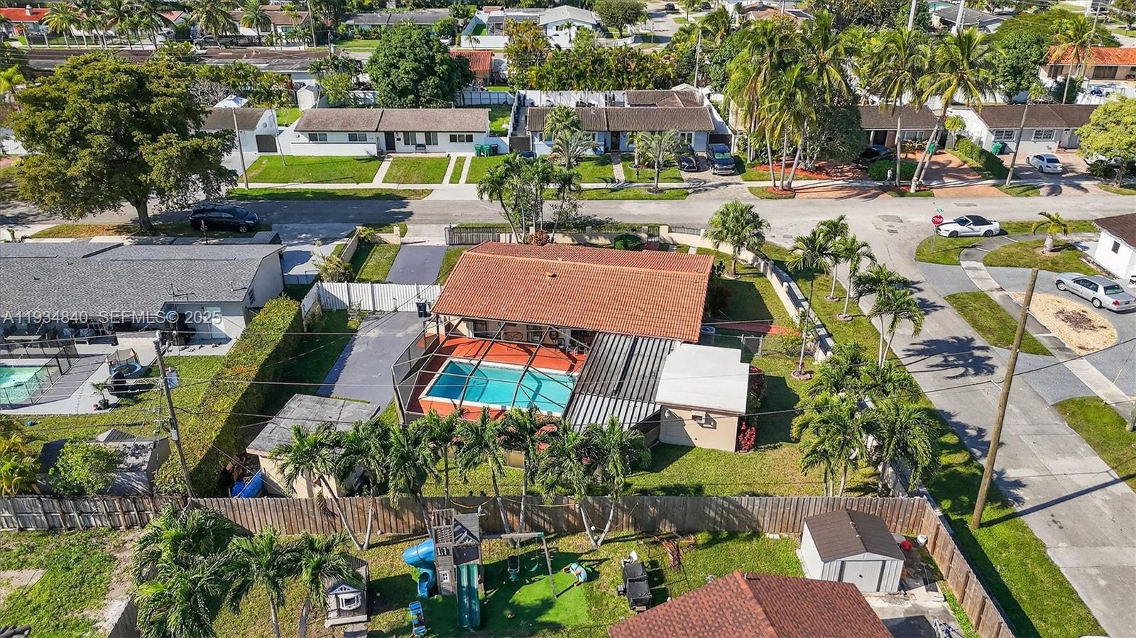 1701 SW 92nd Pl Miami, FL 33165