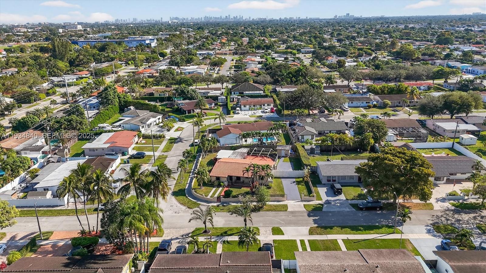 1701 SW 92nd Pl Miami, FL 33165