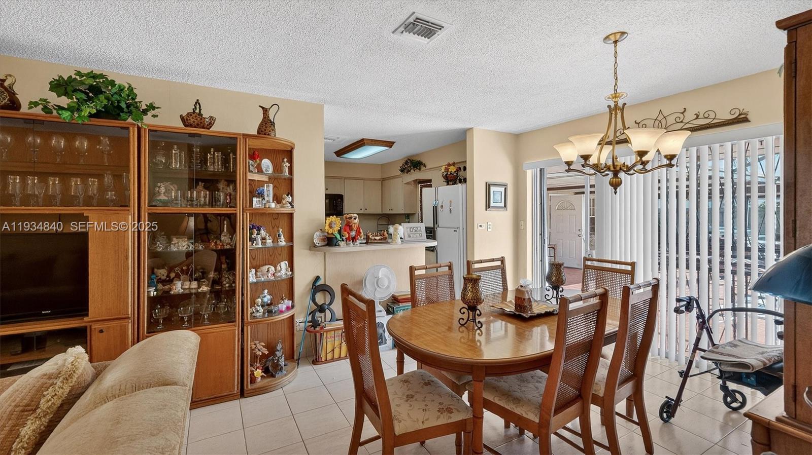 1701 SW 92nd Pl Miami, FL 33165