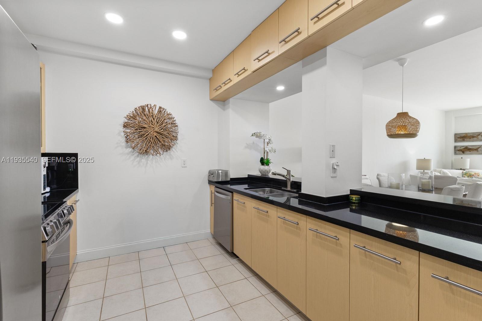 151 Crandon Blvd #127 Key Biscayne, FL 33149