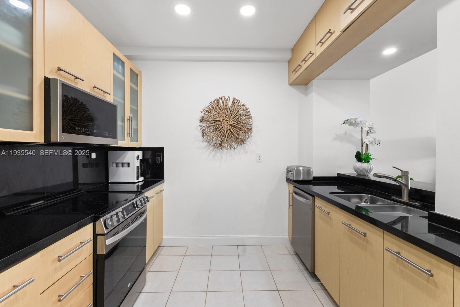 151 Crandon Blvd #127 Key Biscayne, FL 33149