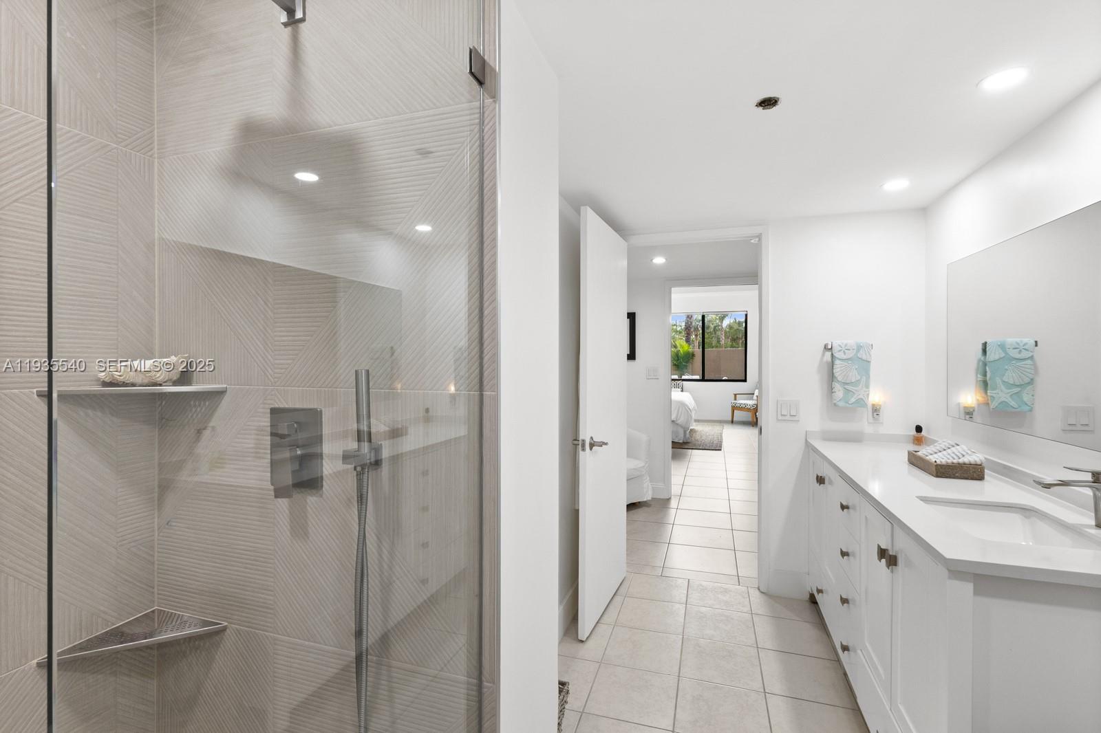 151 Crandon Blvd #127 Key Biscayne, FL 33149