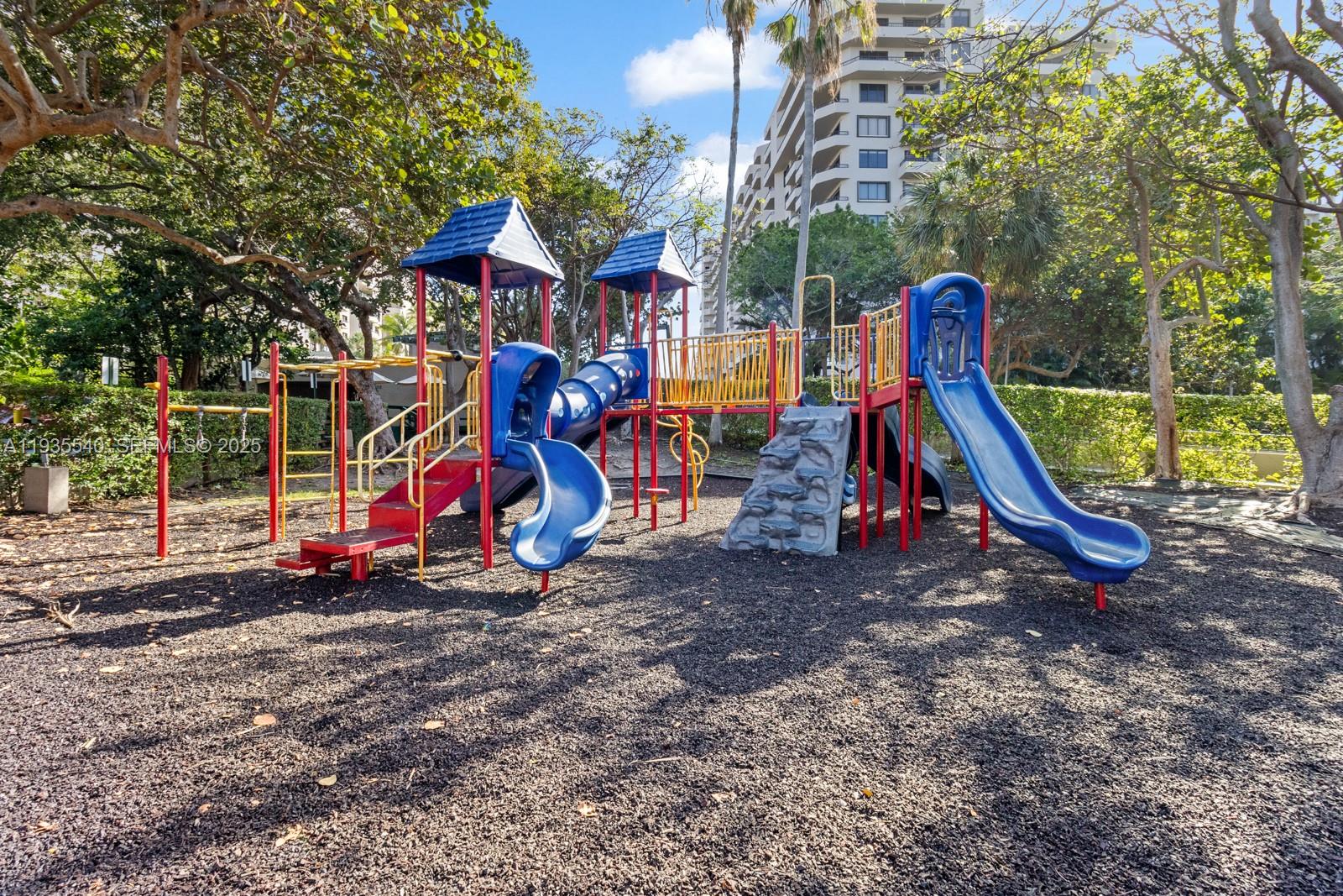 151 Crandon Blvd #127 Key Biscayne, FL 33149