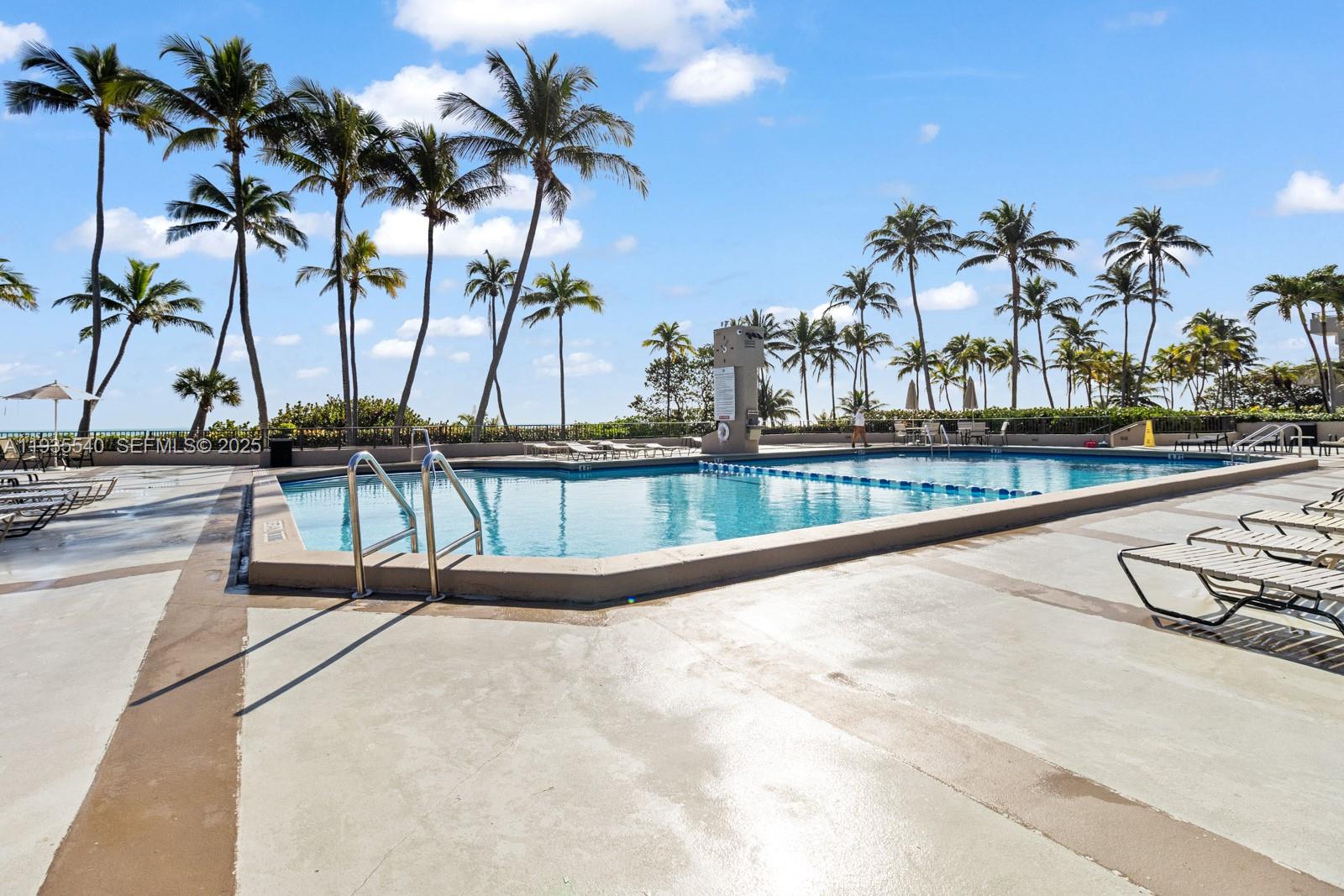 151 Crandon Blvd #127 Key Biscayne, FL 33149