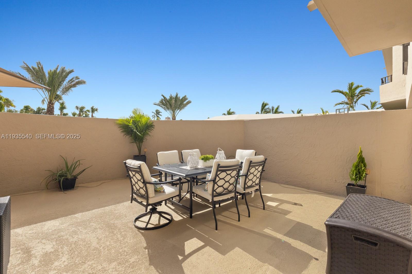 151 Crandon Blvd #127 Key Biscayne, FL 33149