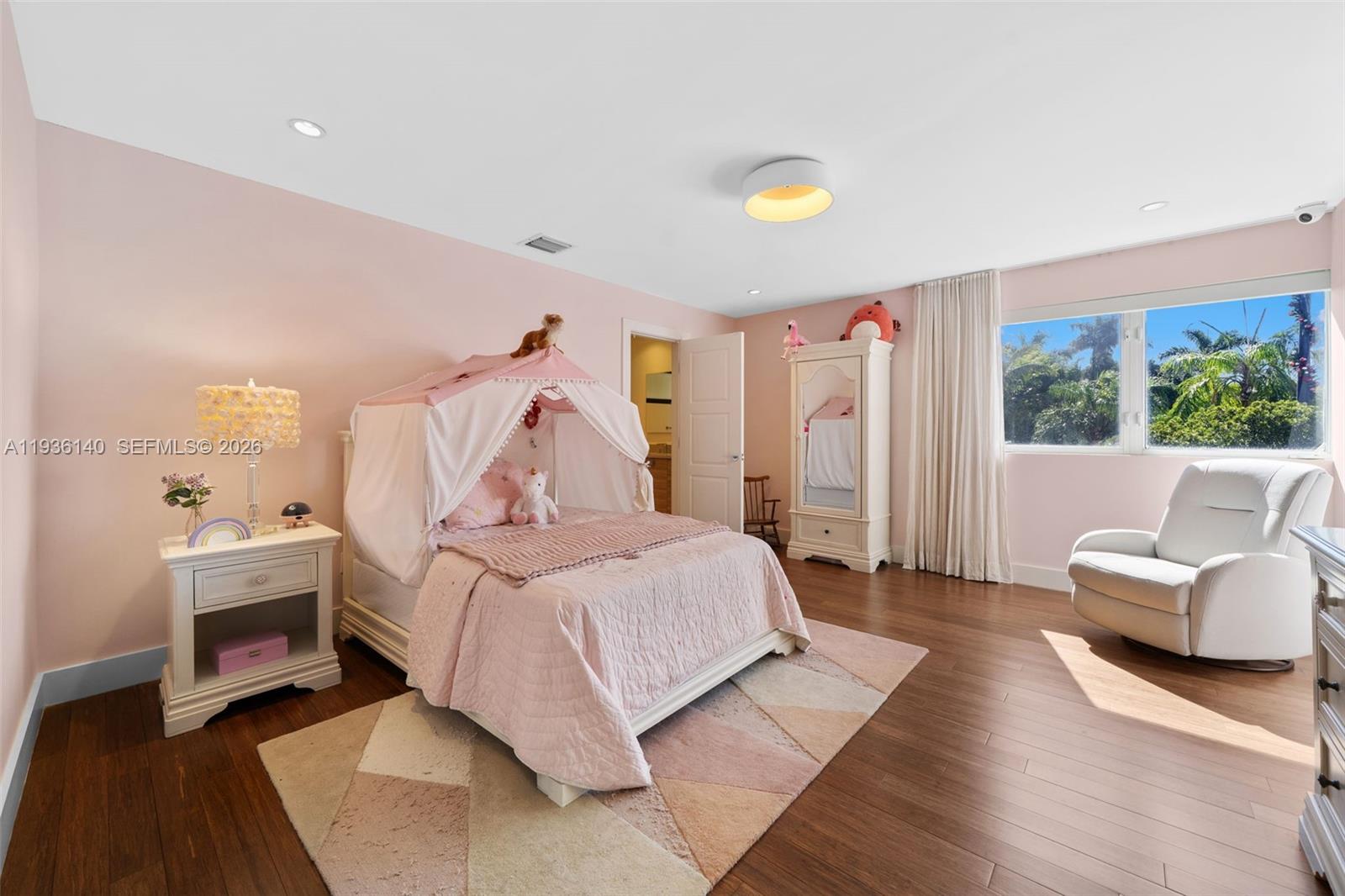 1251 Kane Concourse Bay Harbor Islands, FL 33154