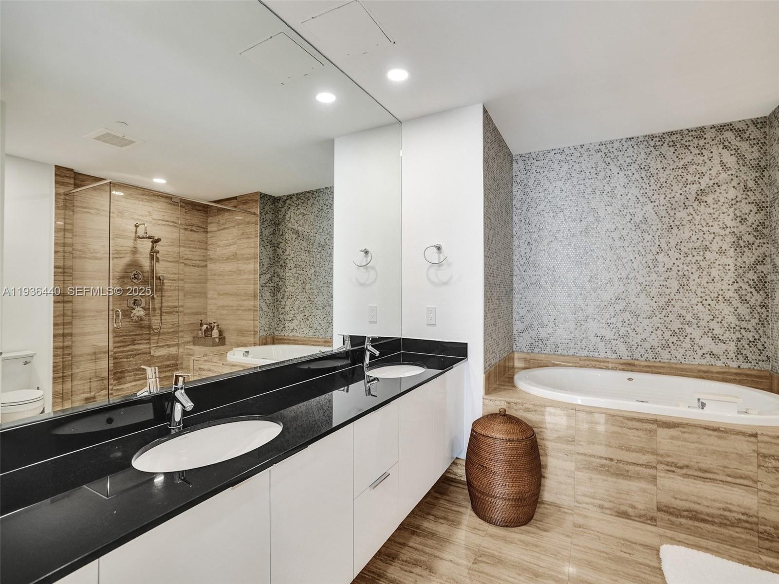 image Trump Tower I37