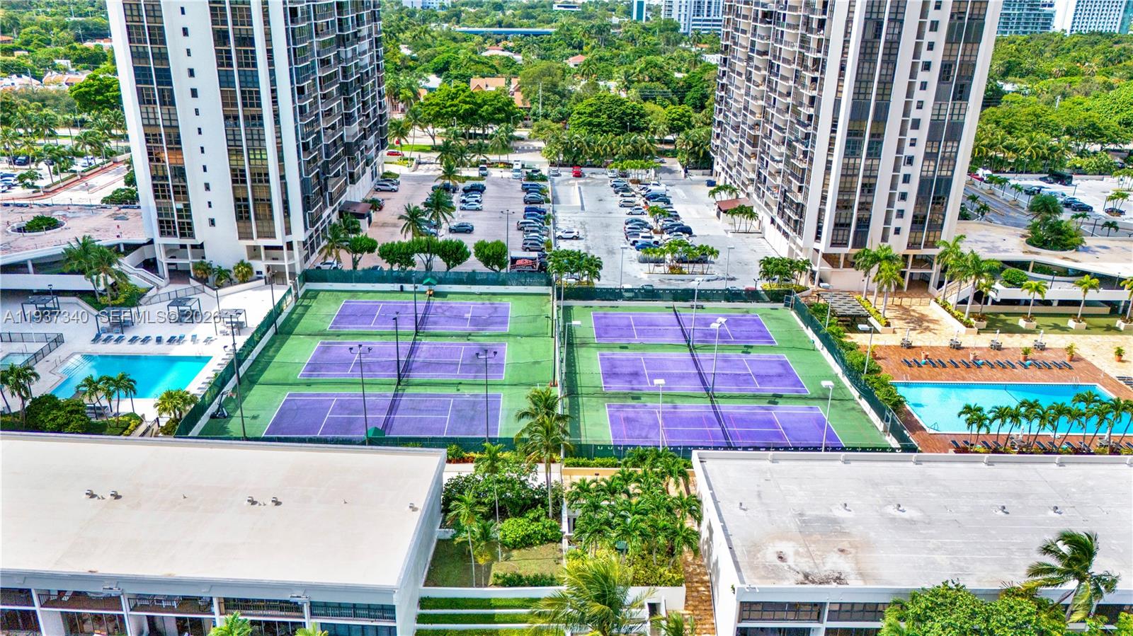 image Brickell Place I24