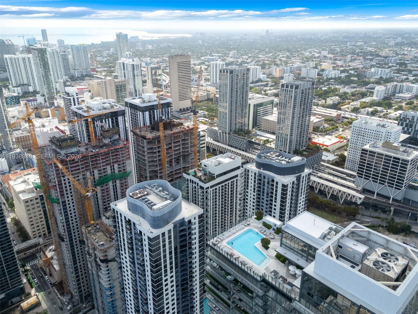 image The Crosby Miami Worldcenter50