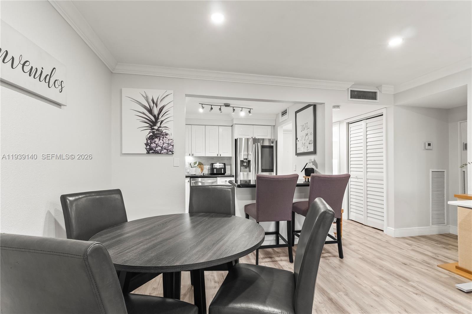 9001 Jacaranda #105 Plantation, FL 33324