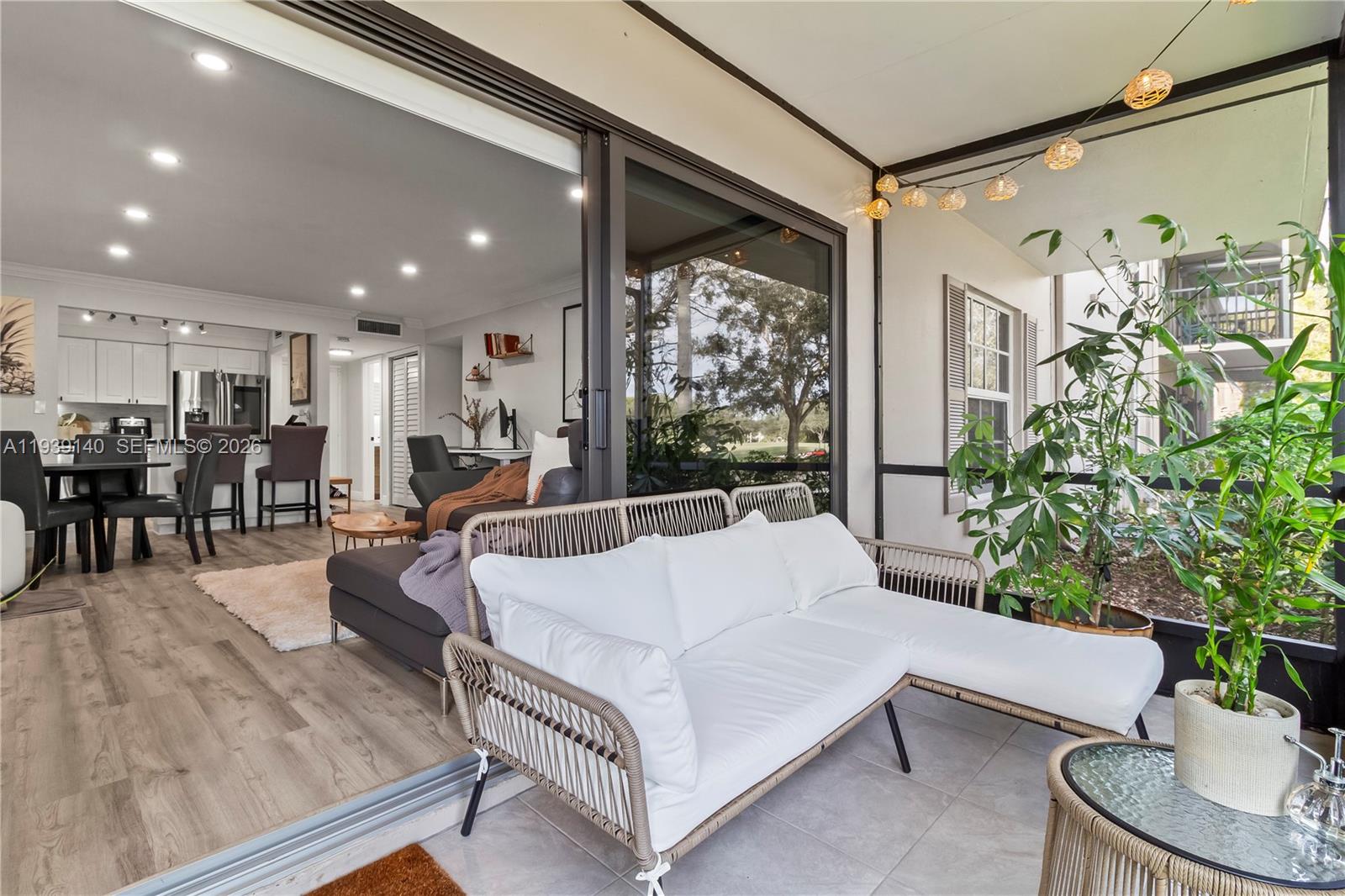 9001 Jacaranda #105 Plantation, FL 33324