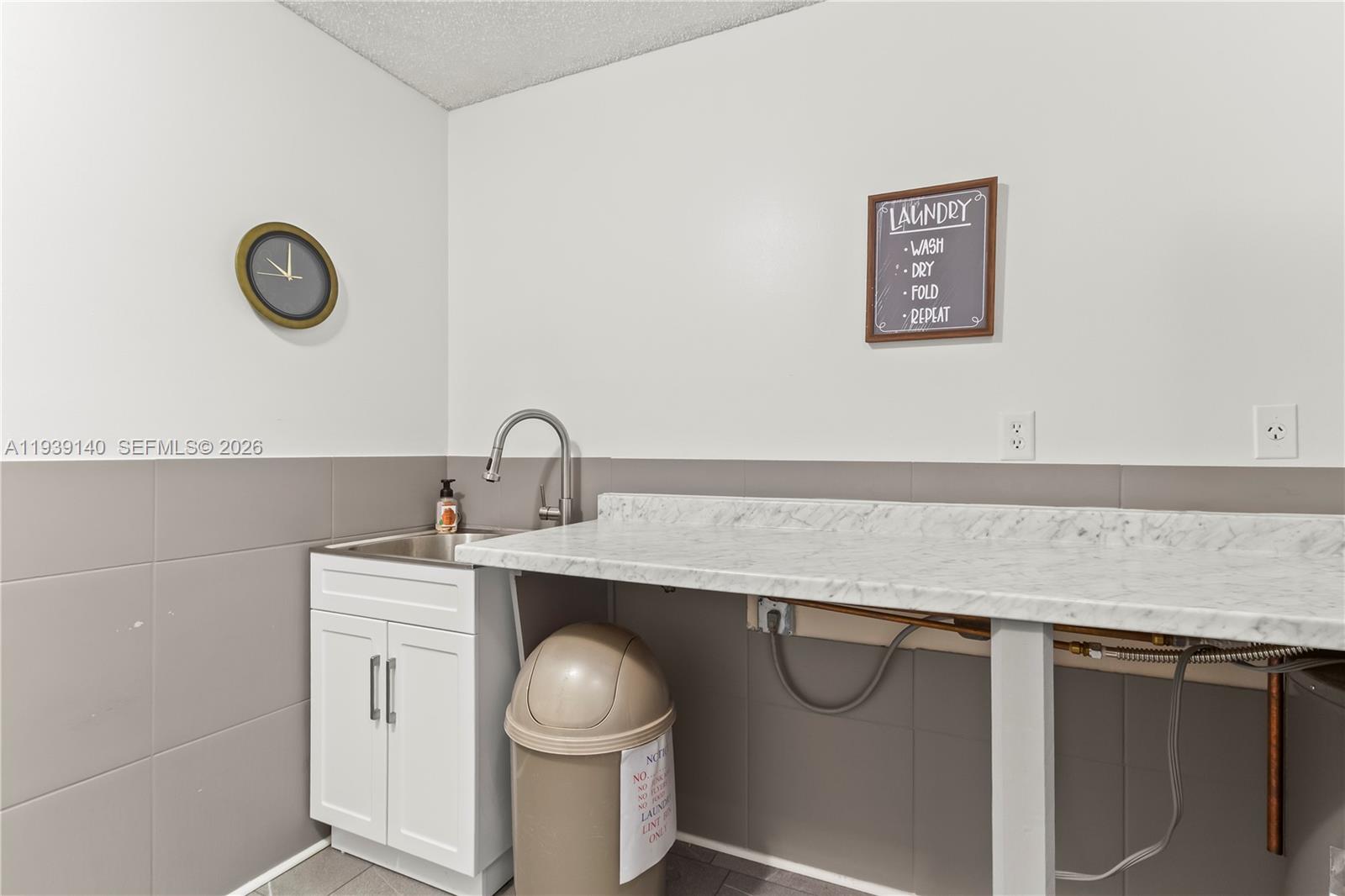 9001 Jacaranda #105 Plantation, FL 33324