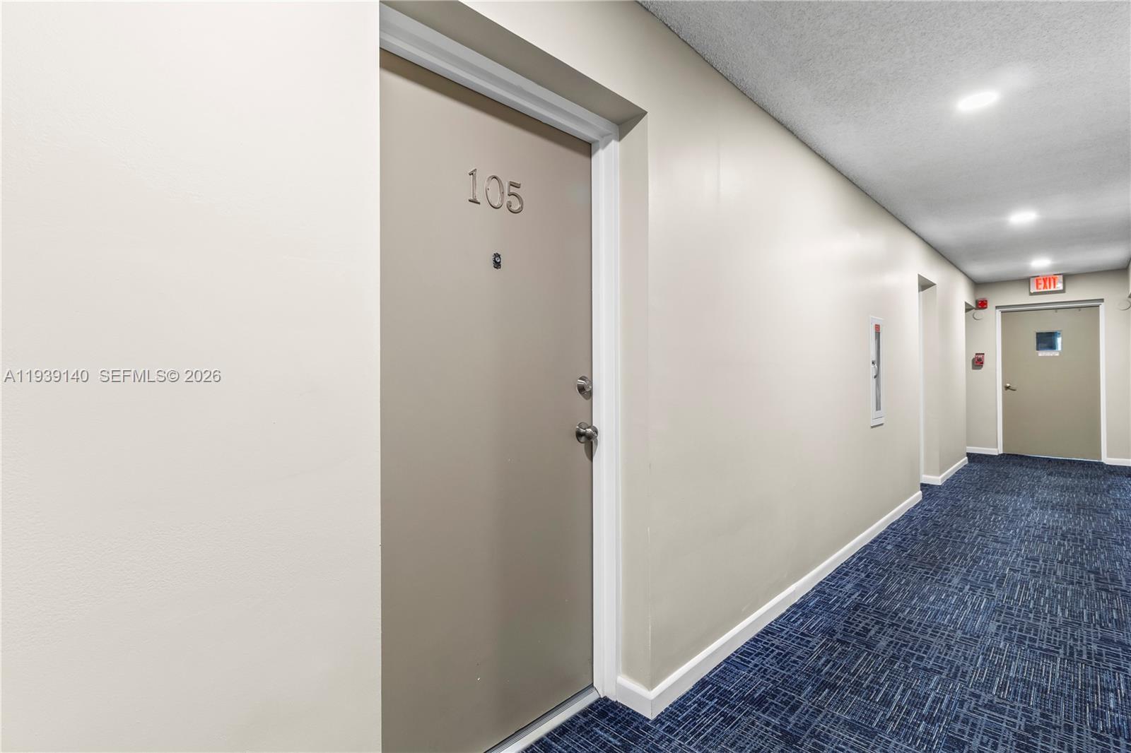 9001 Jacaranda #105 Plantation, FL 33324