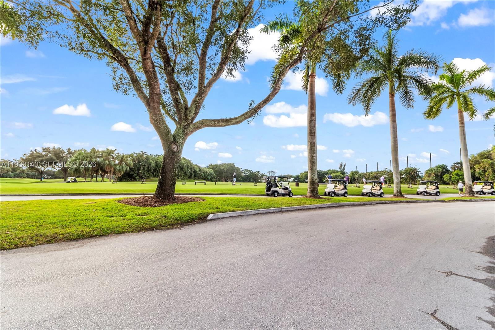 9001 Jacaranda #105 Plantation, FL 33324