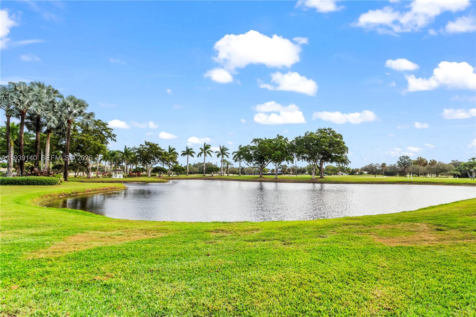 9001 Jacaranda #105 Plantation, FL 33324