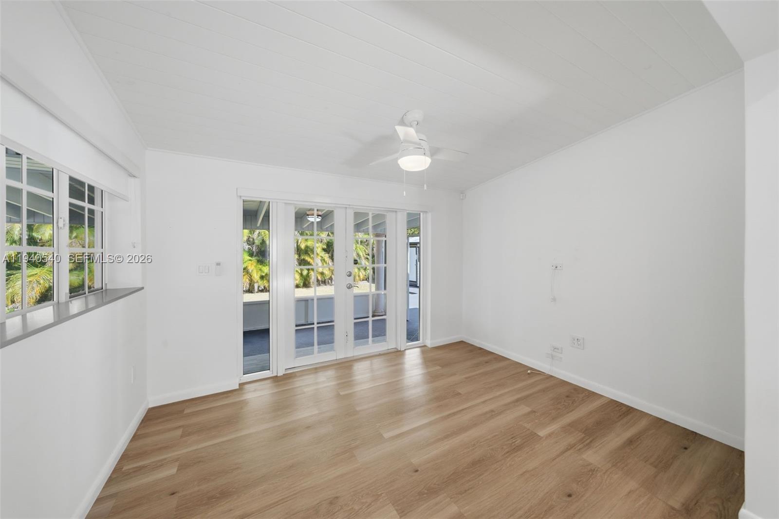 3681 SW 21st St Miami, FL 33145