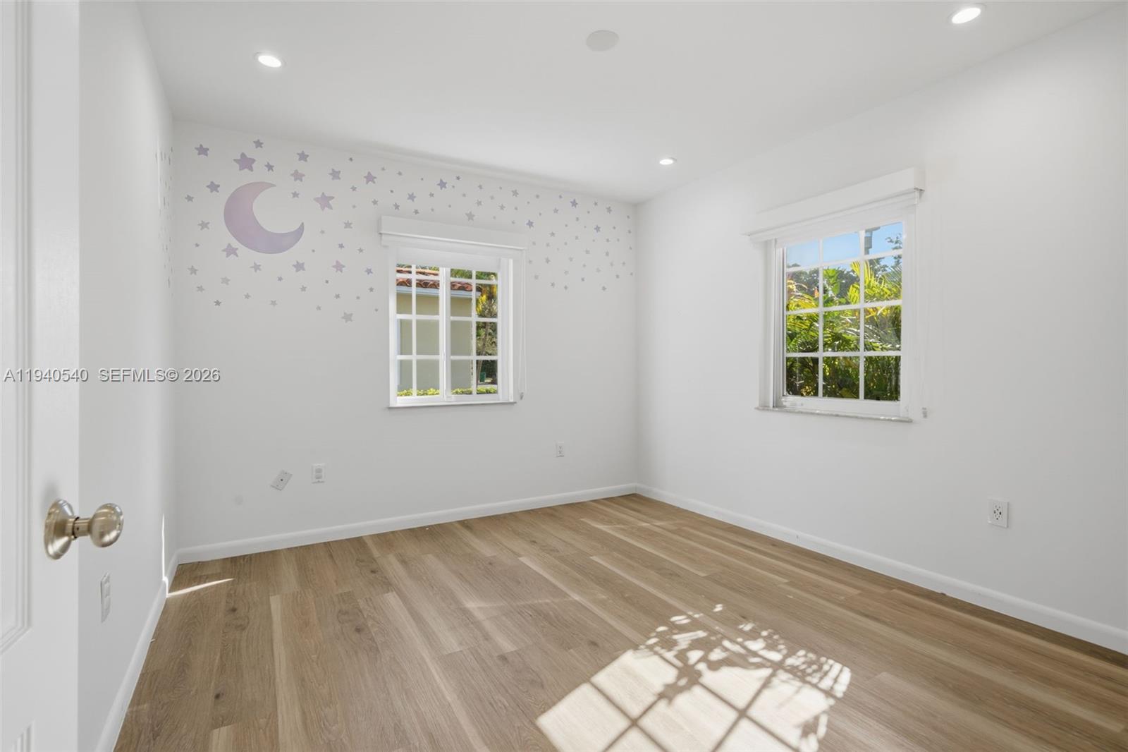 3681 SW 21st St Miami, FL 33145