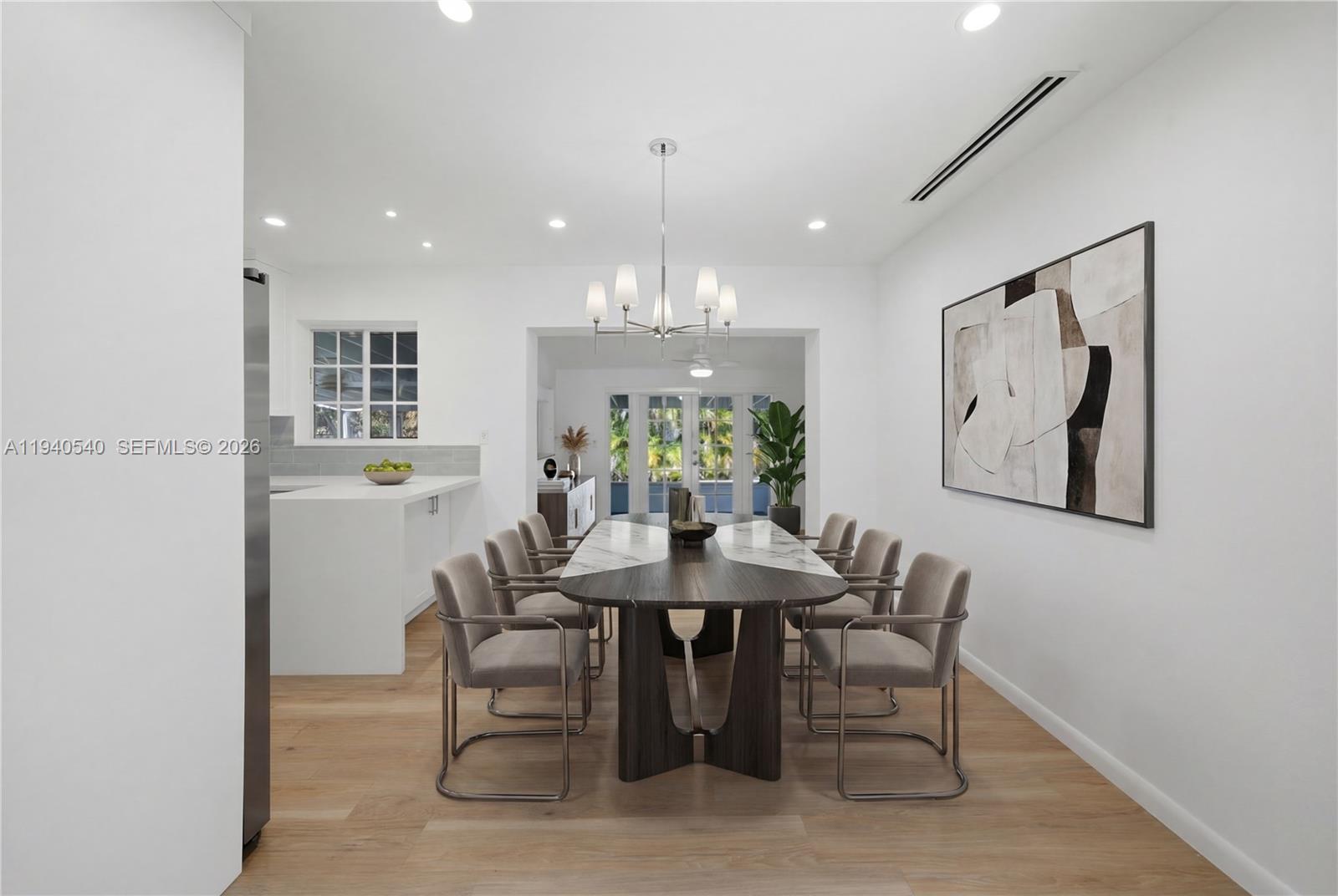 3681 SW 21st St Miami, FL 33145