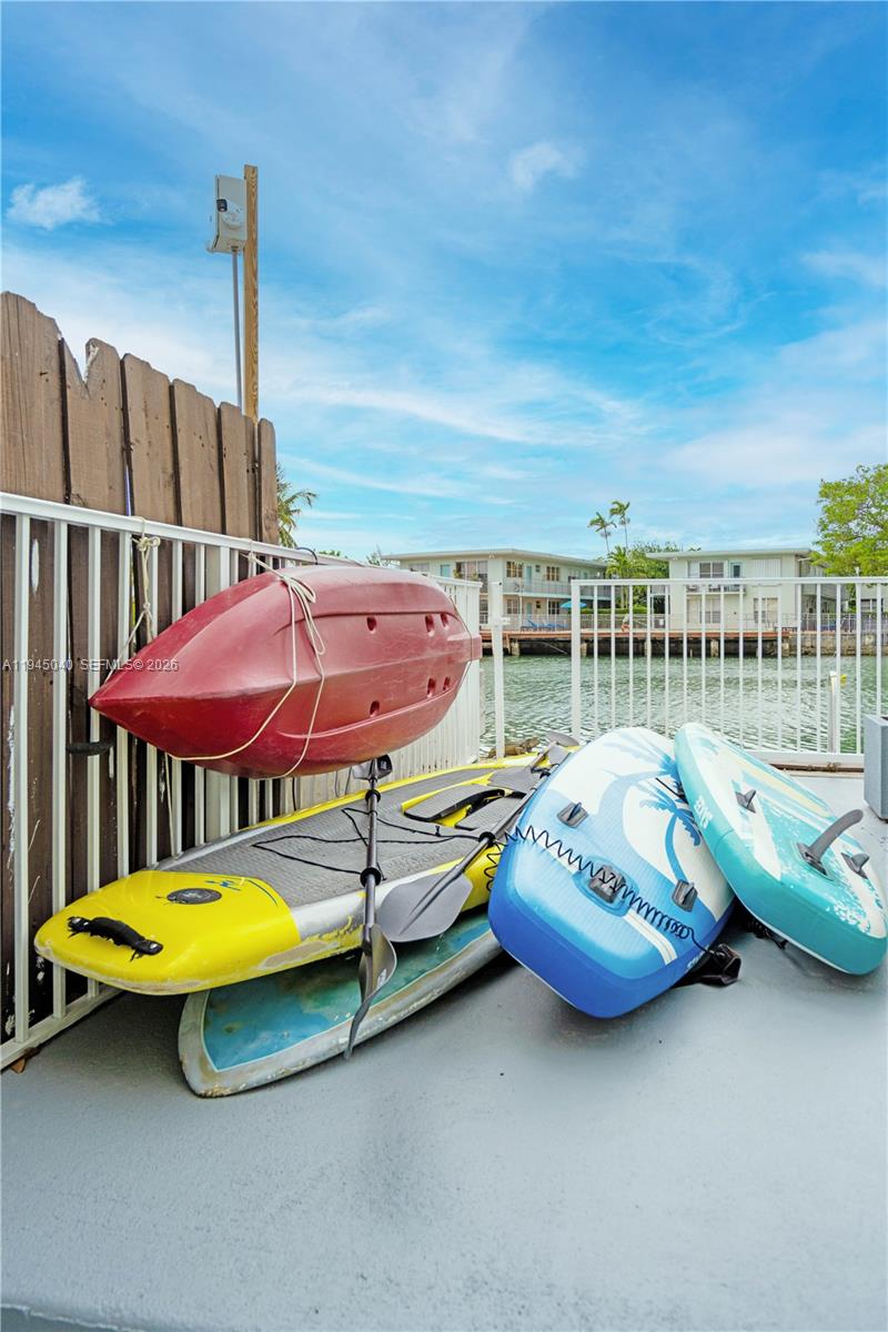 350 S Shore Dr #4 Miami Beach, FL 33141