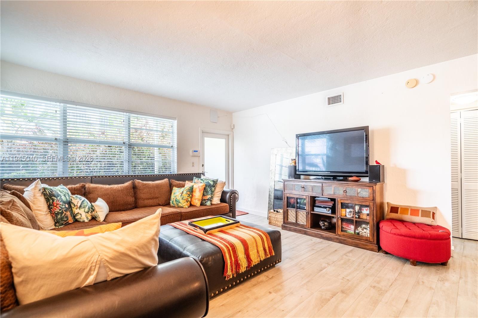 350 S Shore Dr #4 Miami Beach, FL 33141