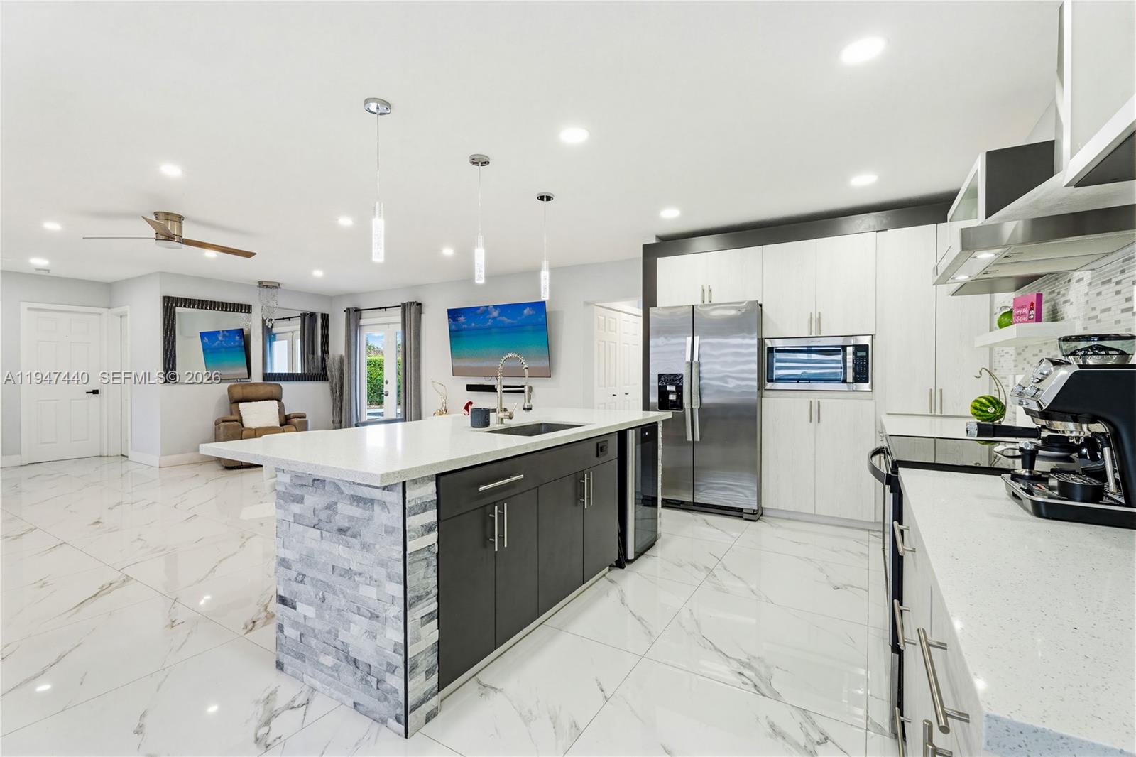 2810 SW 123rd Ct Miami, FL 33175