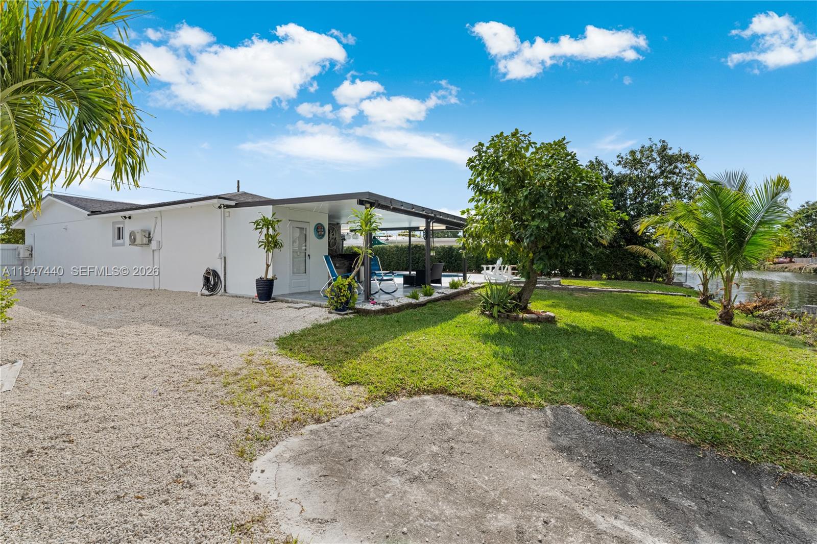2810 SW 123rd Ct Miami, FL 33175