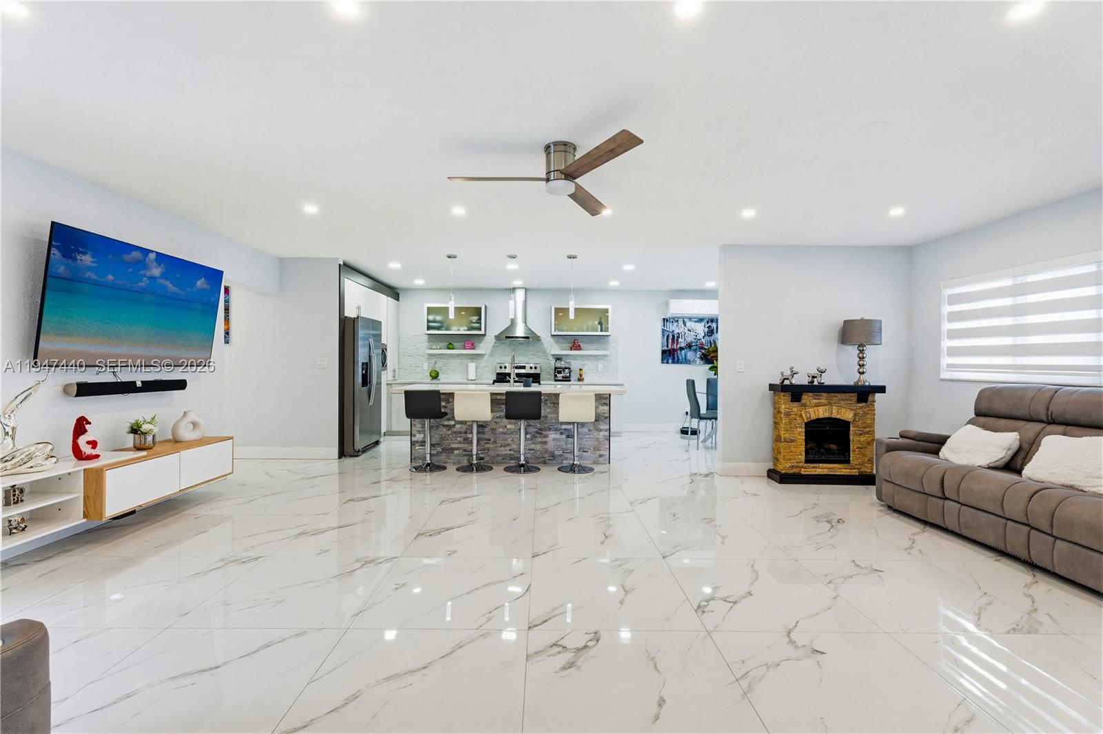 2810 SW 123rd Ct Miami, FL 33175