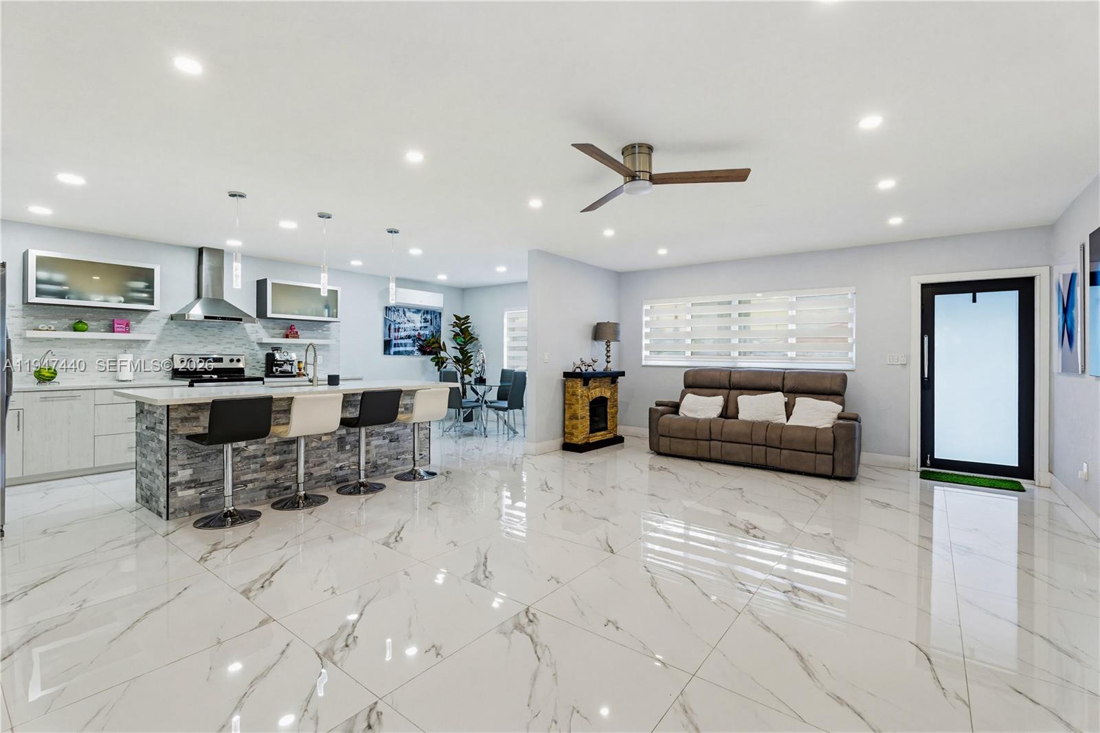 2810 SW 123rd Ct Miami, FL 33175