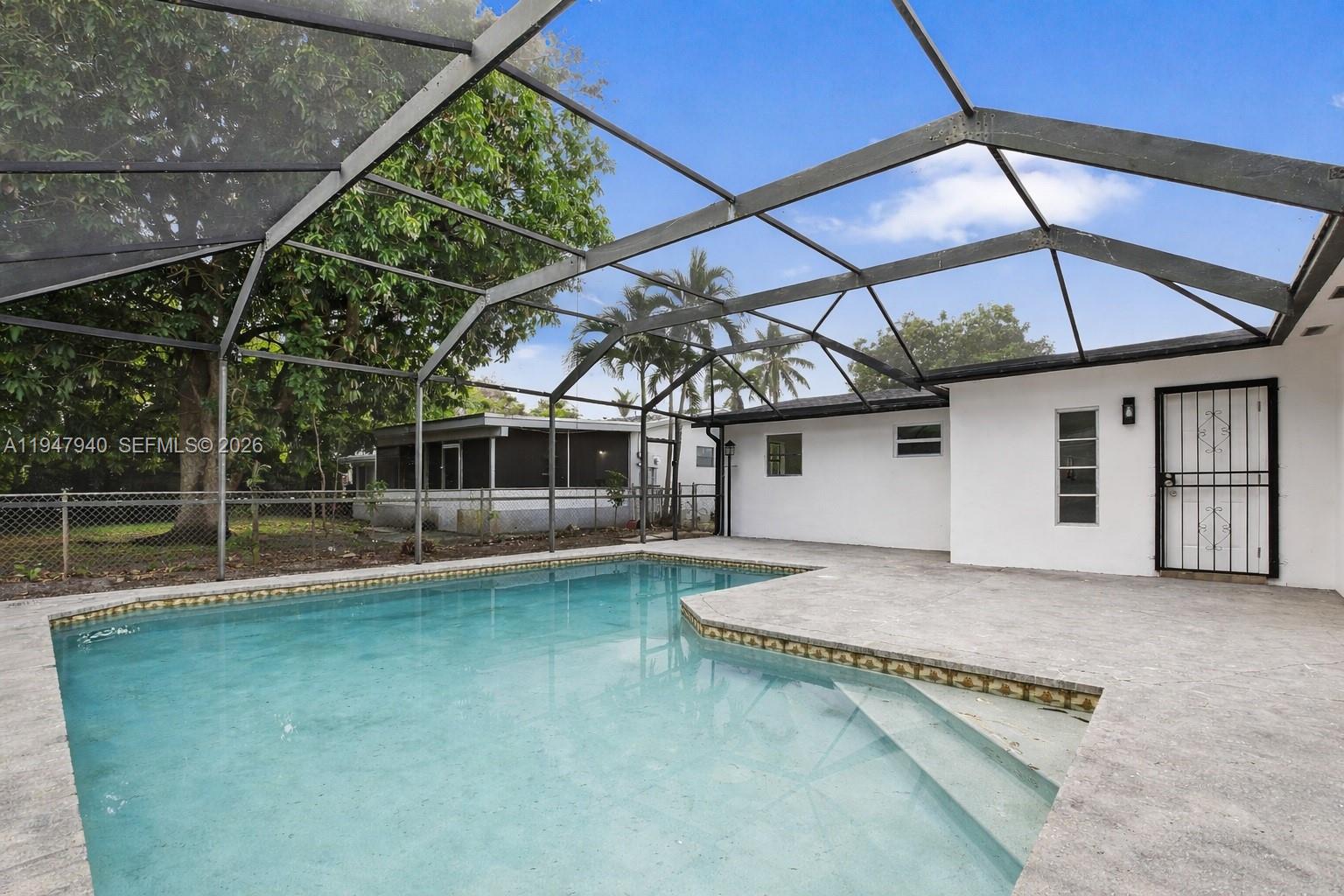 2701 Nassau Dr Miramar, FL 33023