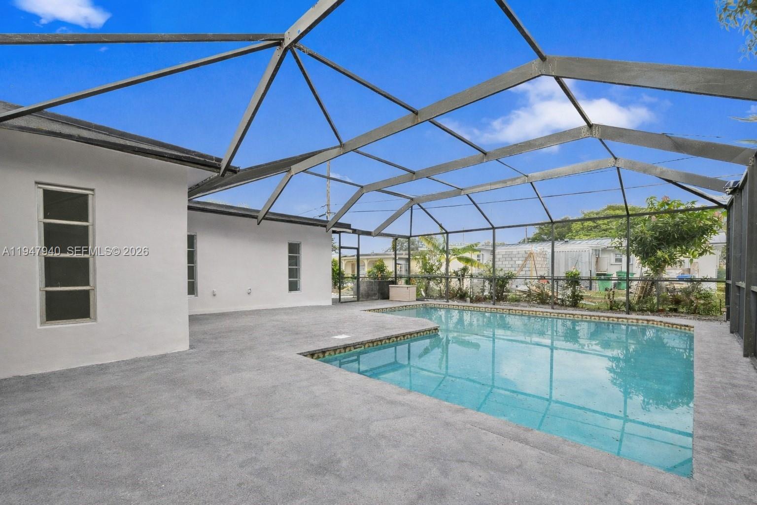 2701 Nassau Dr Miramar, FL 33023