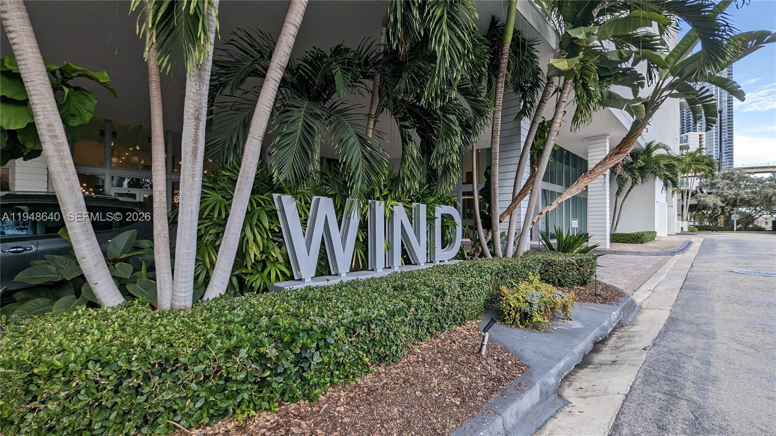 image Wind Condo3