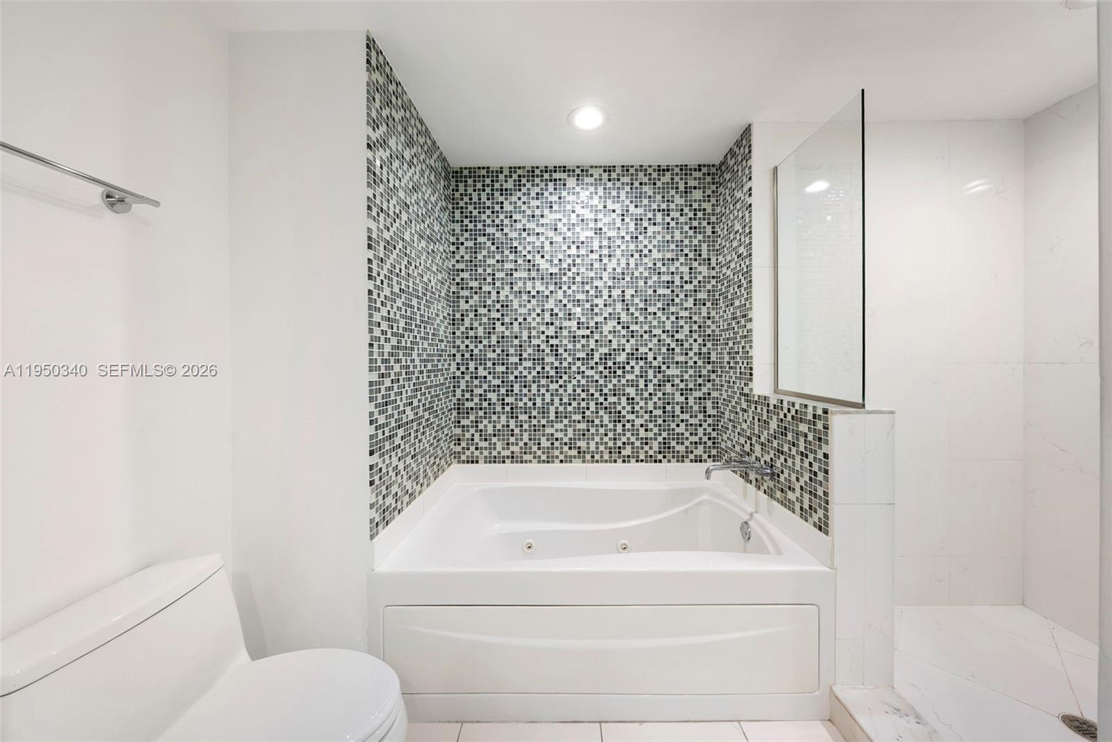 image 500 Brickell East11